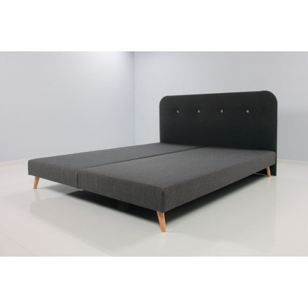 boxspring zonder matrassen met houten knopen in hoofdbord