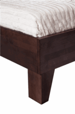Houten bed wenge detail poot De-Slaapfabriek