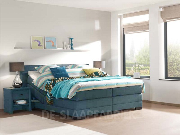Provence-NL-elektro-meubelstof-blauw boxspring Provincia Electro blauw sgaap