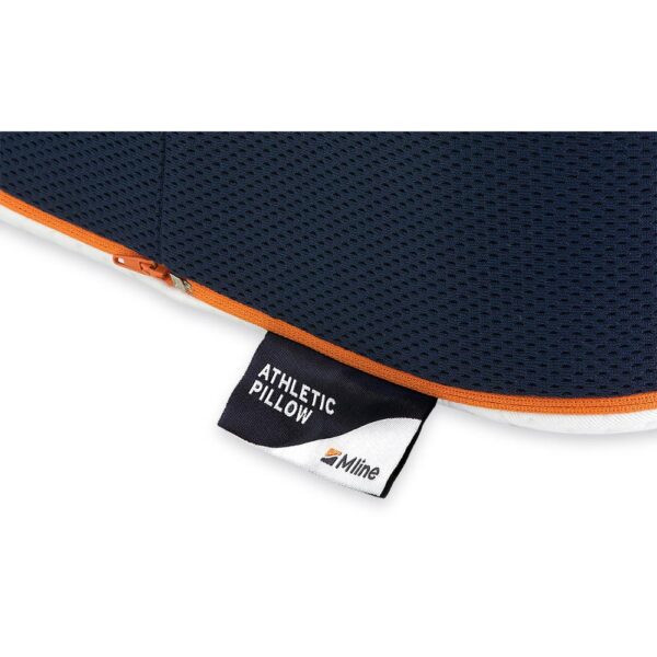 Kussen M line Athletic Pillow label Sgaap
